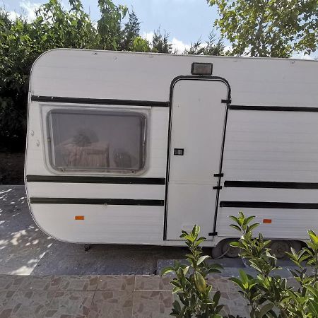 Green Garden Caravan Hotel Agrilia Exterior foto