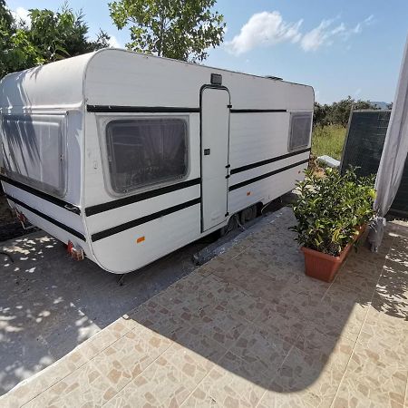 Green Garden Caravan Hotel Agrilia Exterior foto