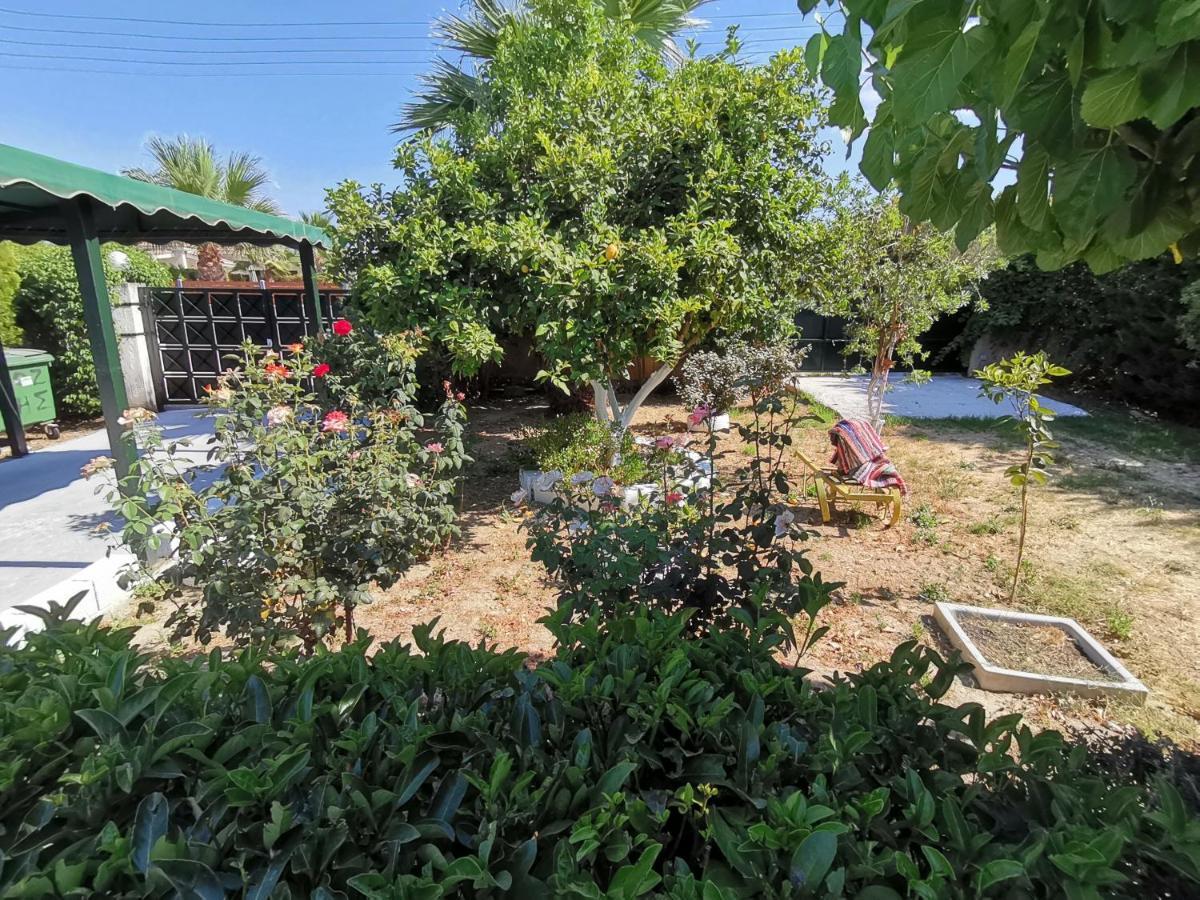 Green Garden Caravan Hotel Agrilia Exterior foto